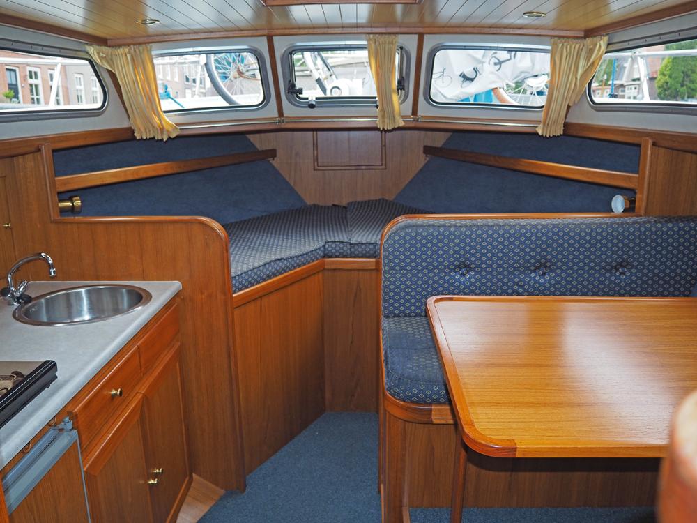 Fore ship, Accommodation